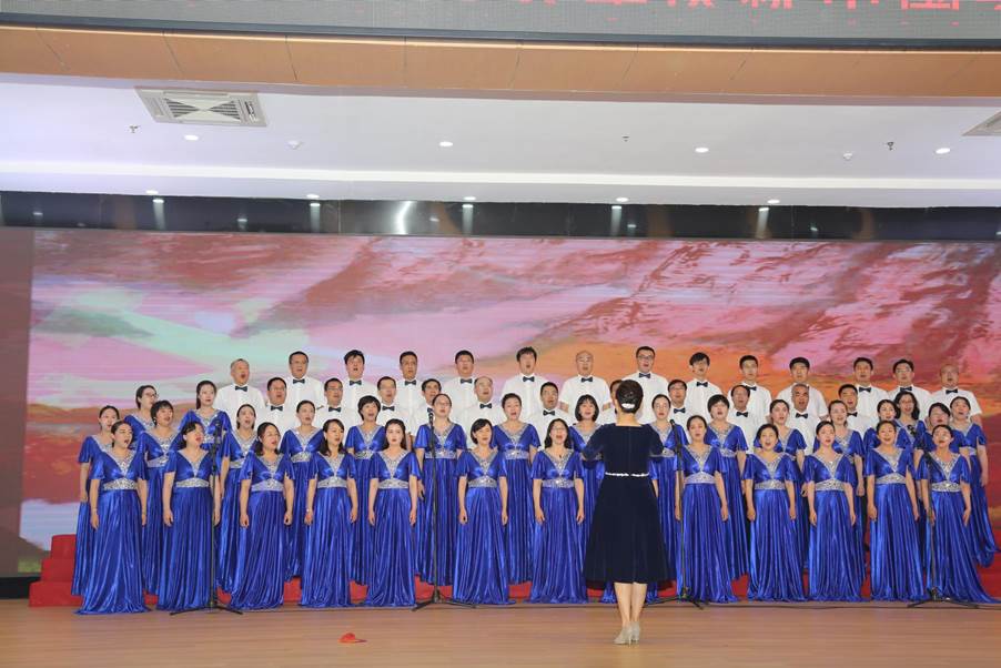 https://xinwen.qust.edu.cn/__local/5/A5/43/95EBEA1739F5EE5F6D552F1502E_F31AE0A9_523DC.jpg