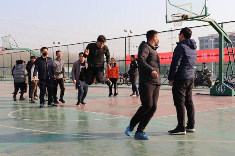 http://gmxq.qust.edu.cn/__local/1/23/89/DA6815B89C99F57DDB1CD703FAC_4921A8B8_17B5C.jpg