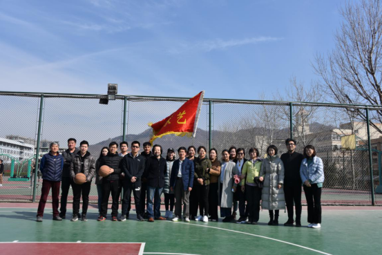 http://ys.qust.edu.cn/__local/3/06/B6/DA176AB7D6065CAEC0B9139B772_AF2C3103_C7B5A.png