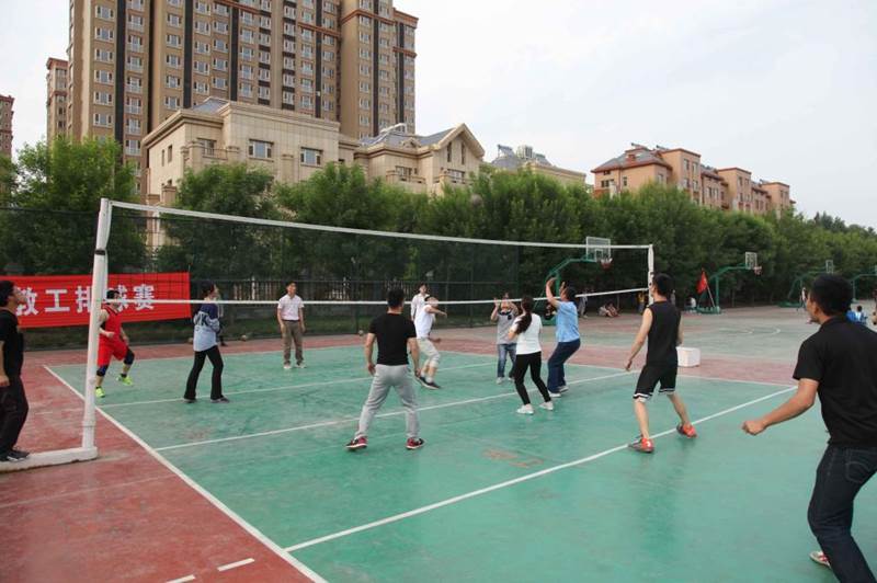 http://gmxq.qust.edu.cn/__local/A/3A/53/E580E1C1EED9BA4F5992B60F6B0_4F5100D4_18BC2.jpg