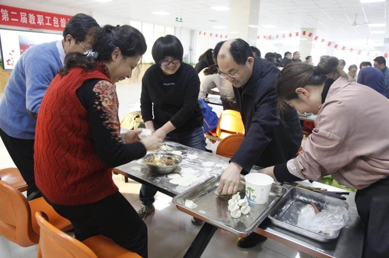 https://gmxq.qust.edu.cn/__local/3/92/BD/C77C723FDED002CC383CB784939_FCB8F0D1_17118.jpg