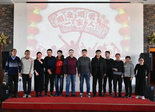 https://hg.qust.edu.cn/__local/1/87/4A/BD011E57956E917CB54EAB1F063_5F3813FC_164ED.jpg