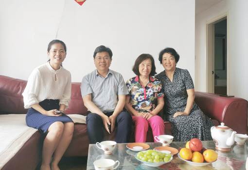 https://hg.qust.edu.cn/__local/1/22/19/6AEA03B0D5CA142738BC705E129_1C4E21F9_22E552.jpg
